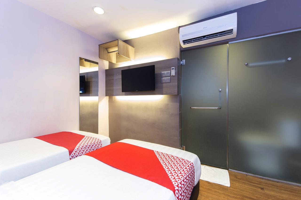 Hotel D'garden 2*